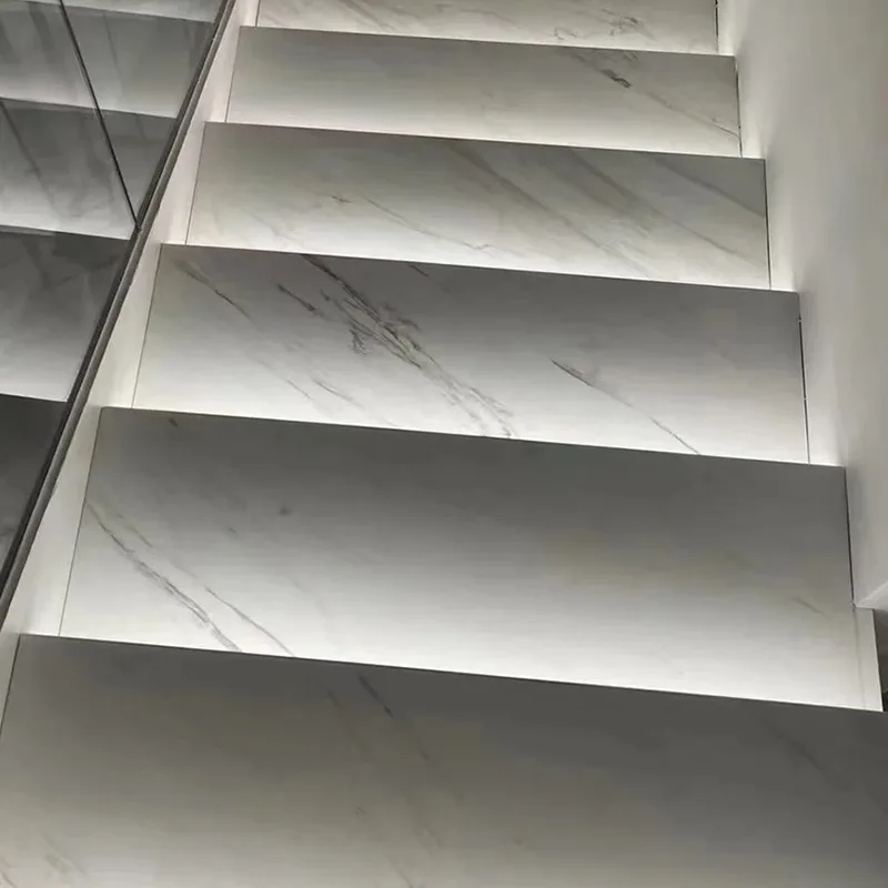 ポラリス大理石のスラブ
