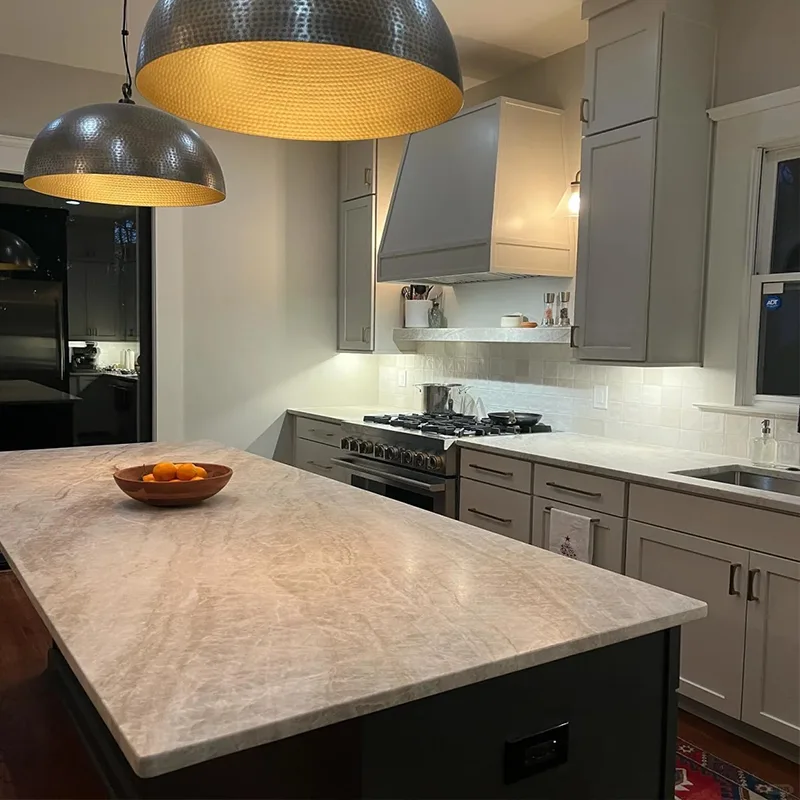 Taj Mahal Quartziteカウンタートップ